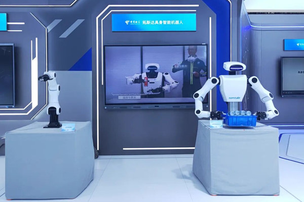 智能 | “AI 机器人”再获认可！与中国电信共赴智能时代